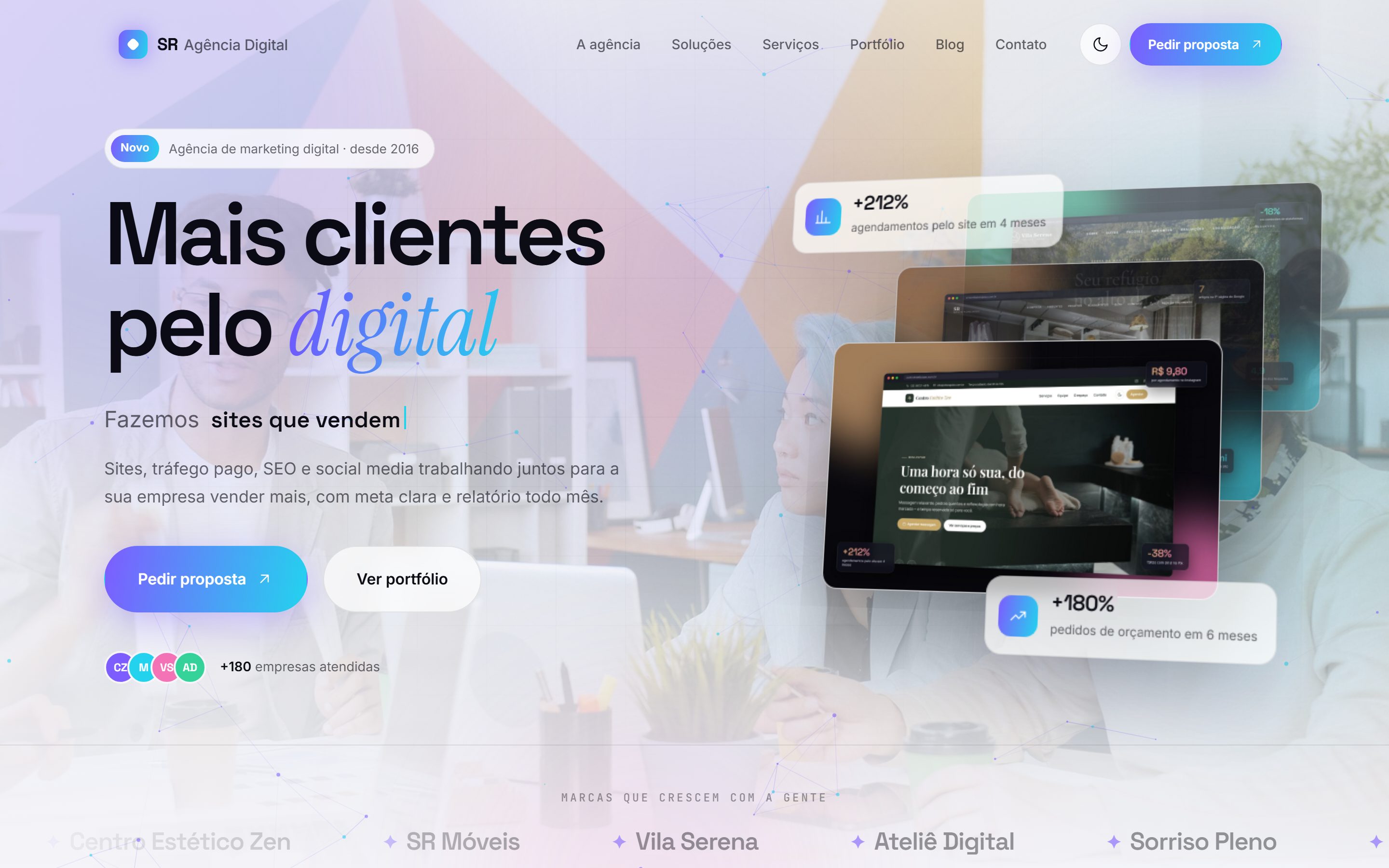 O mesmo site no tema claro (o visitante troca no botão)