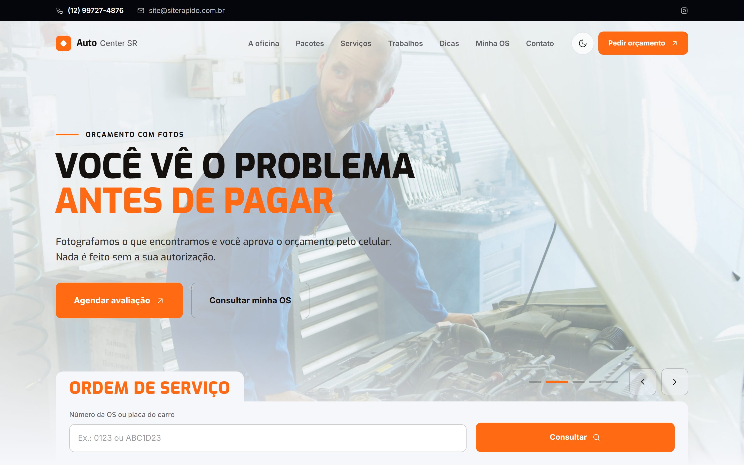 O mesmo site no tema claro (o visitante troca no botão)